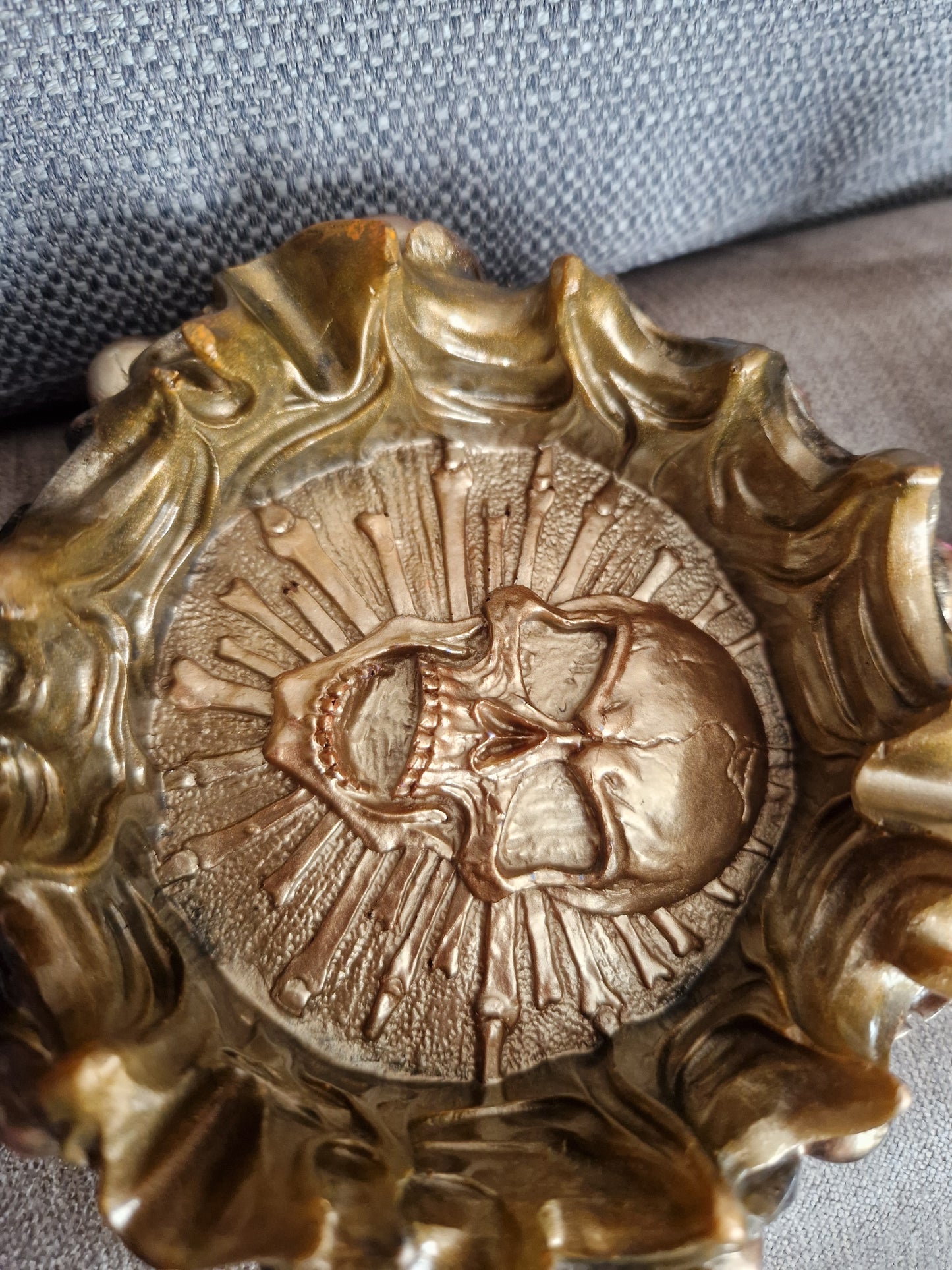 Skull ashtray